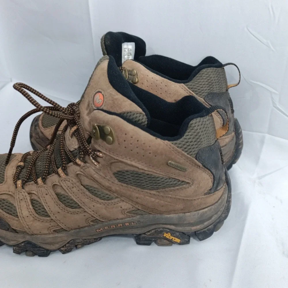 Merrell moab mid